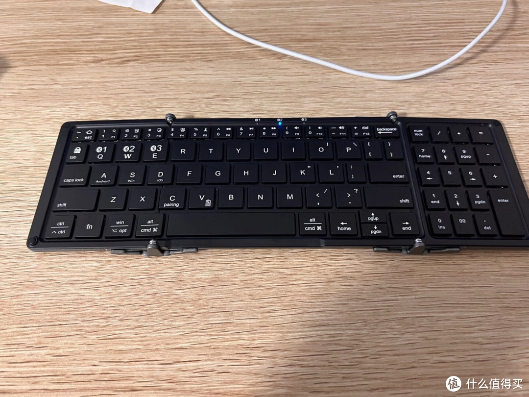 便携性与舒适打字并存，BOW航世折叠键盘HB166助你随心而行