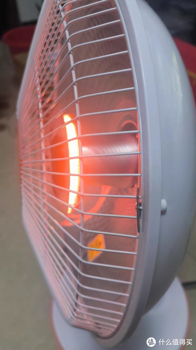 冬日必备！神奇取暖器让你在家享受温暖如春的生活