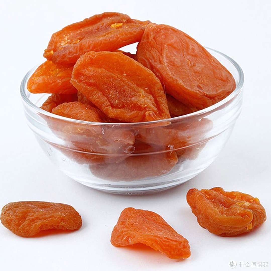 红杏干不仅是一种美味的食物，还具有重要的药用价值，能够提高免疫力和抗氧化能力。