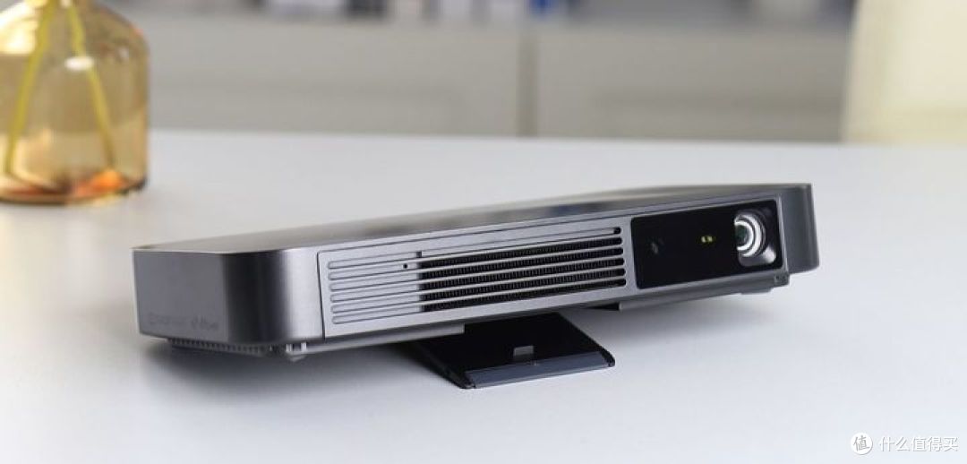 2023年投影仪推荐攻略分享|投影仪如何选购?哪个牌子好?看完这篇不踩坑