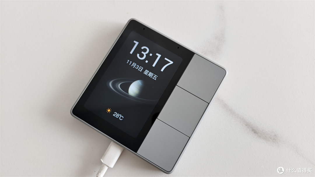 带触屏的智能开关你见过吗精灵智能开关触屏语音版测评