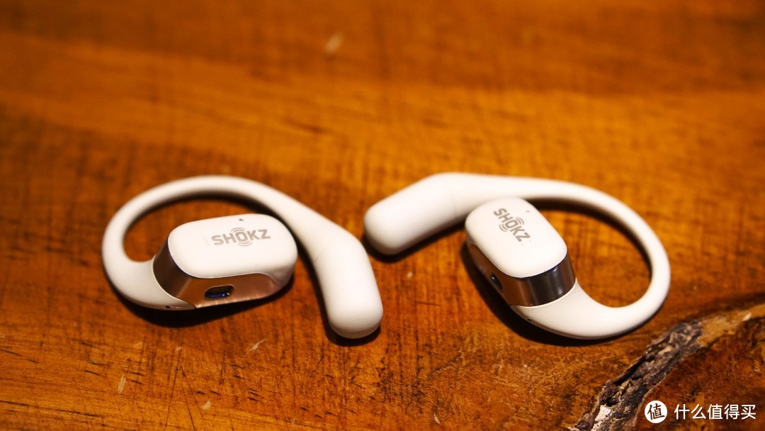 敢说戴一整天都舒适不累耳的耳机，韶音OpenFit舒适圈开放式耳机。