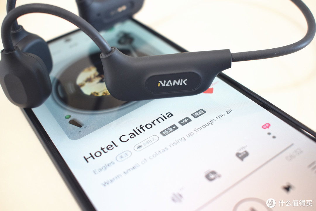 NANK南卡Runner CC 4骨传导耳机，价格不贵，但充满艺术范
