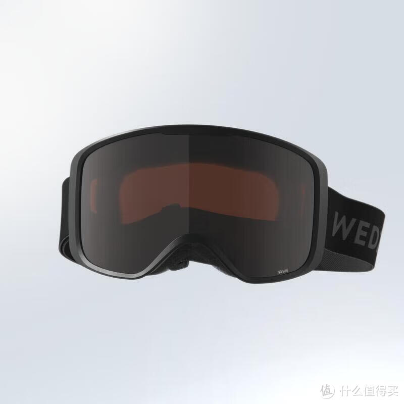 【迪卡侬滑雪头盔：安全、舒适、透气，让滑雪更轻松】