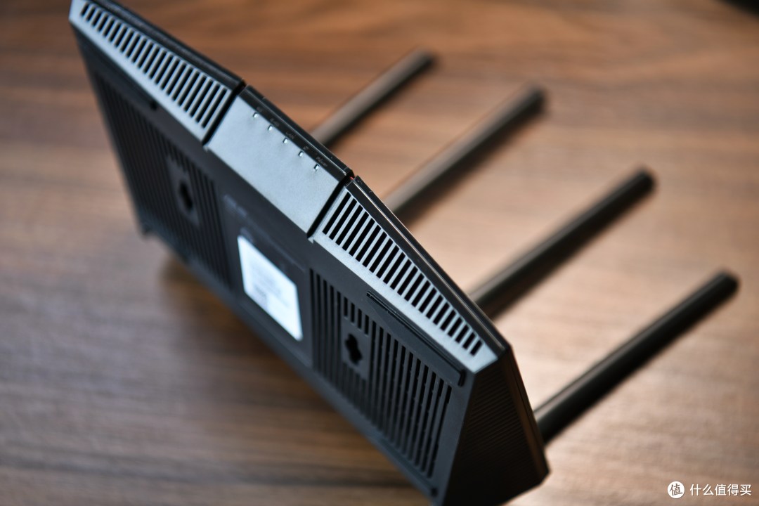 入门质价首选,随心组网力荐:华硕新品路由器rt-ax57热血版