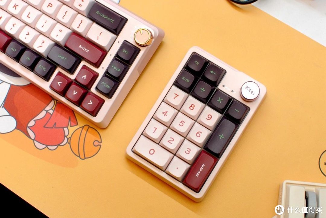 珂芝K68 Pro+K20：二次元潮玩配色，兼具个性与多种玩法的机械键盘