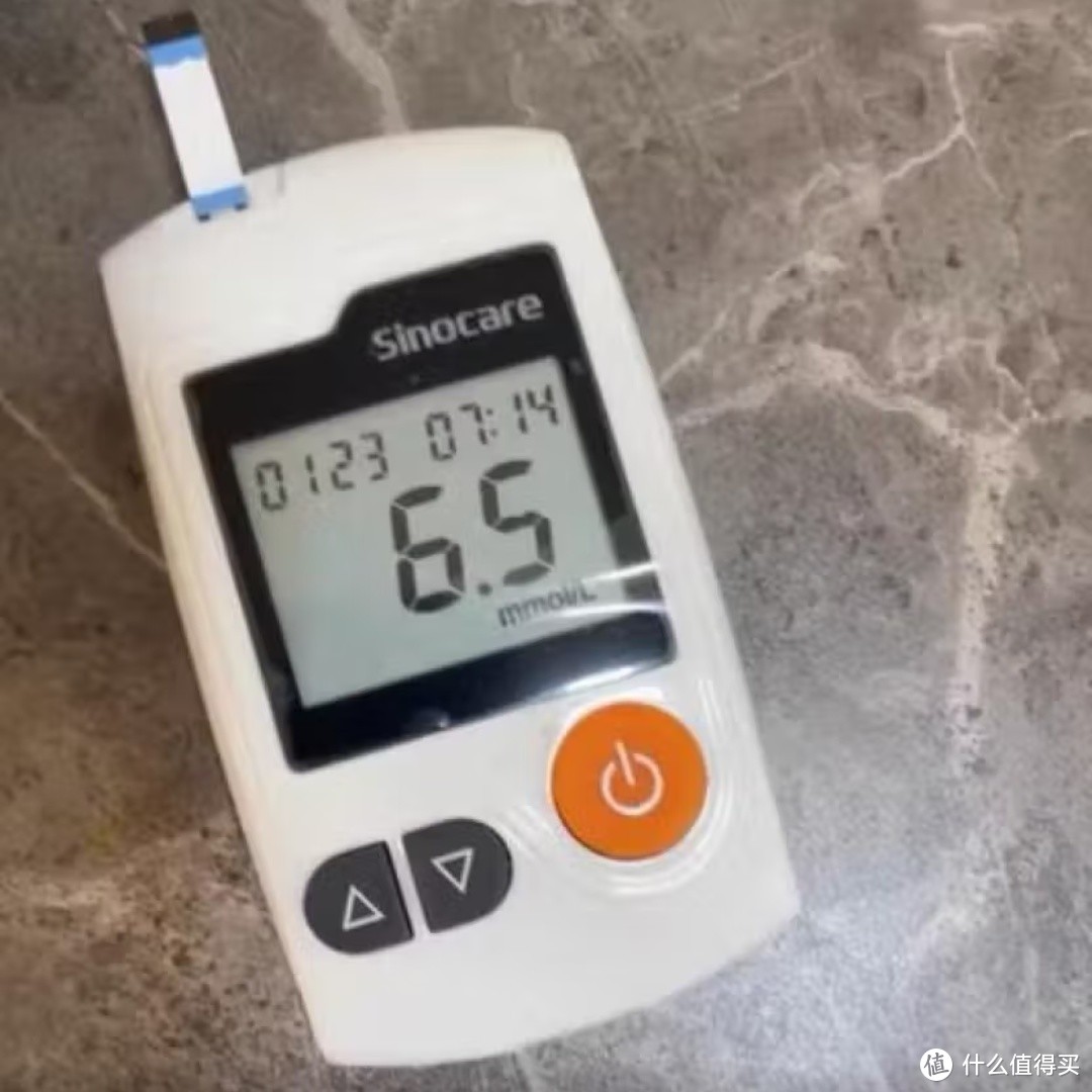 有了这个家用血糖仪，每天都可以检测自己的血糖，再也不用担心血糖过高了