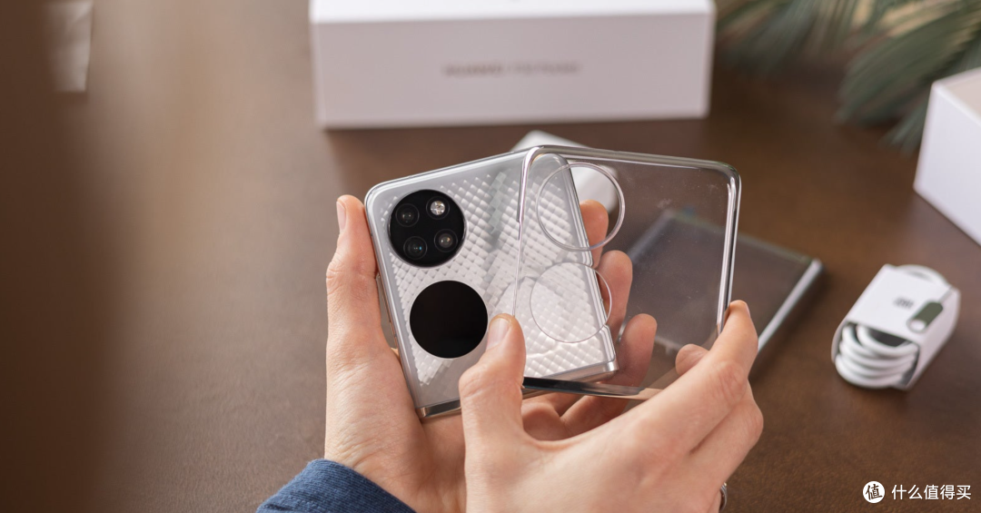 爆款推荐！顶级多款翻盖折叠屏手机大比拼，看看谁才是最强王者？