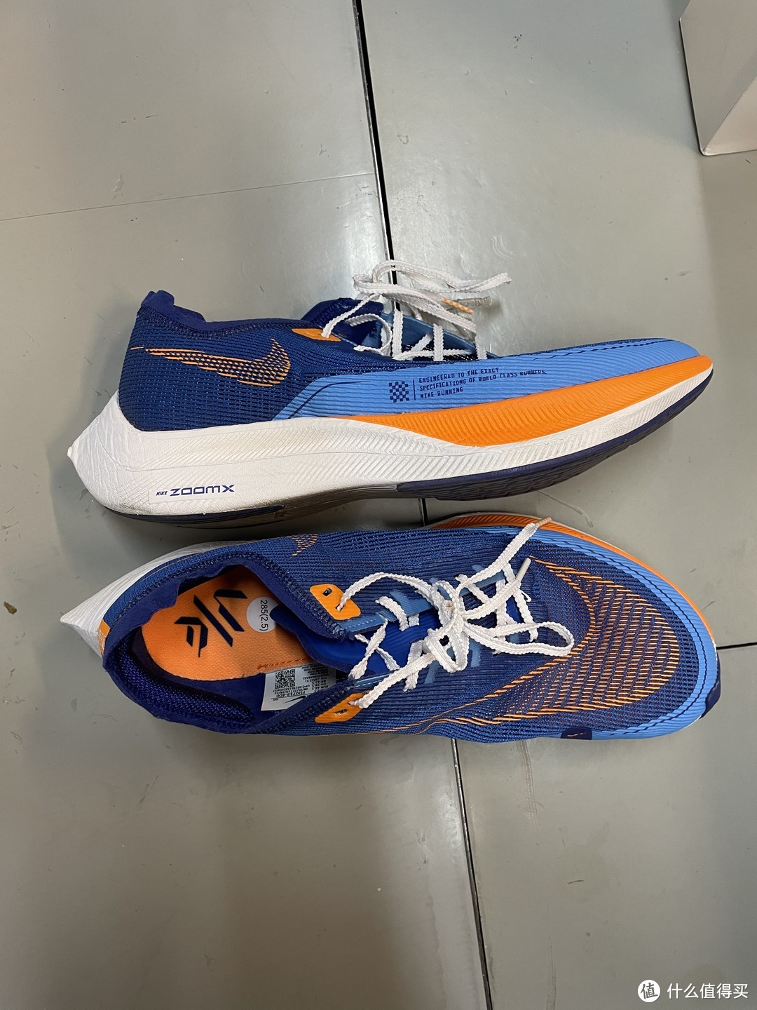 耐克ZoomX Vaporfly Next% 2跑鞋