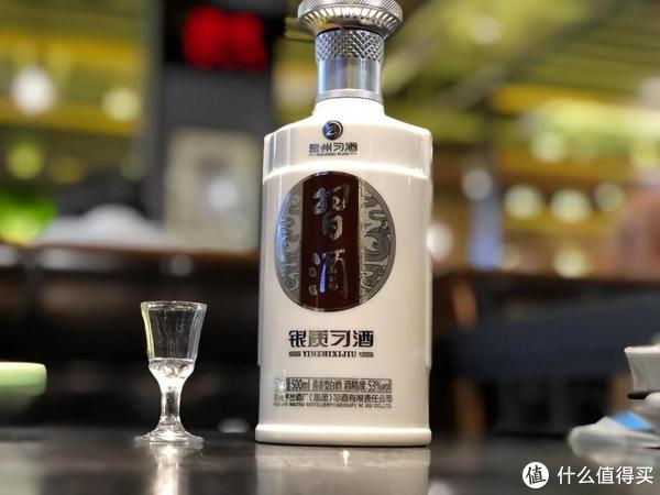 中国人送酒“讲排面”：4个档次白酒集合，送长辈挺合适_白酒_什么值得买