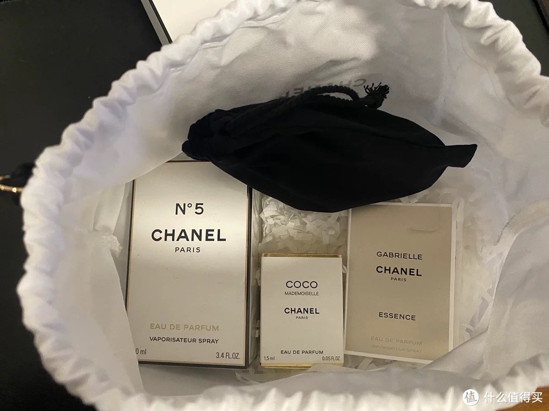￼￼香奈儿（Chanel）五号香水（经典）50ml（礼盒装）送女友 送老婆 礼物