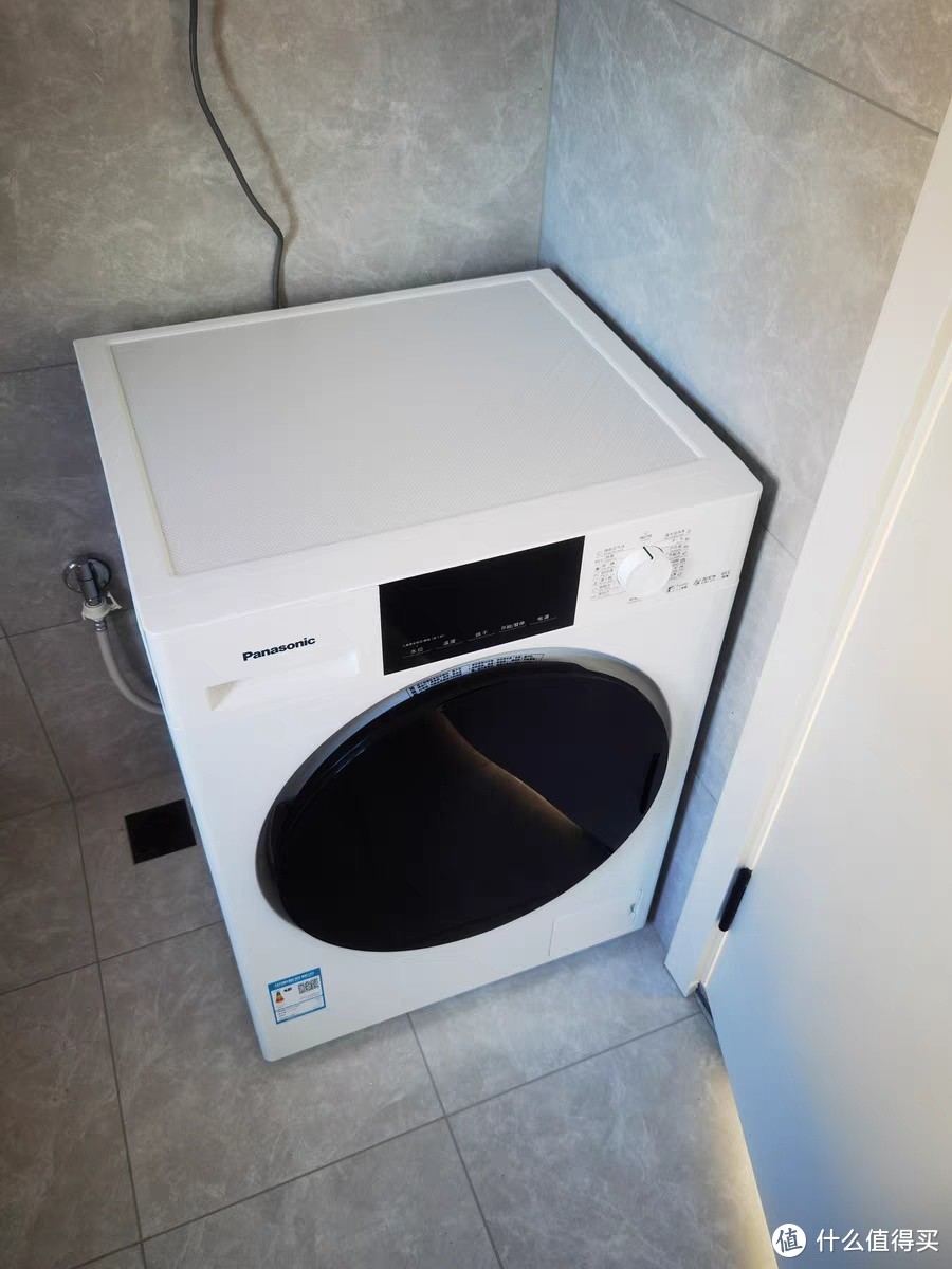 松下洗衣机烘干机一体机，是一款集多种功能于一身的家电产品