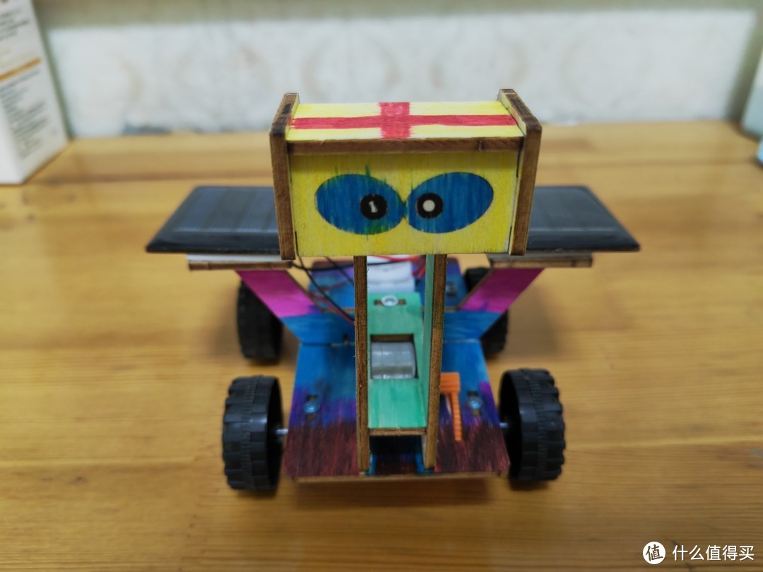 给孩子的圣诞节礼物|DIY太阳能小车，没电也会跑