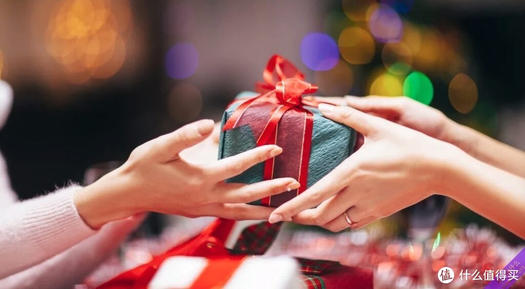 送情侣对象圣诞节好物分享：具有纪念意义的浪漫礼物！