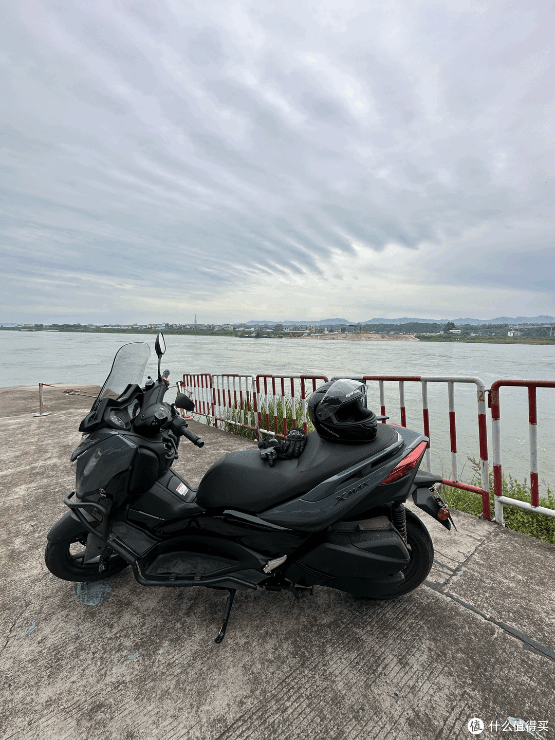 摩托崩盘之际卖掉xmax300 白骑半年赚了1200----骑行感受及个人建议