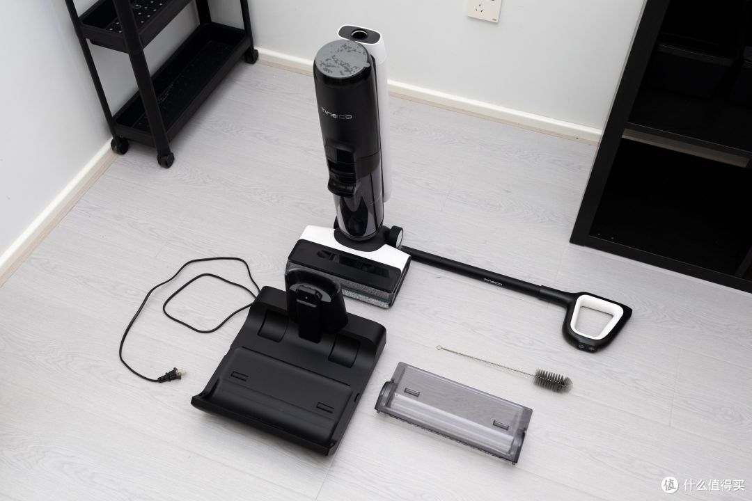 5分钟速干、电池更耐用！深度使用添可芙万Wiper 洗地机，分析性能有无夸大？能否闭眼入？