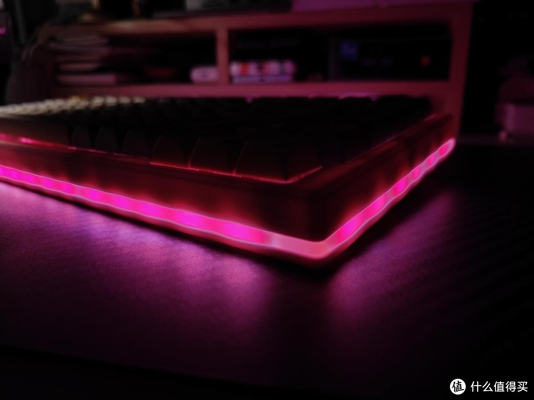 别盲选！凯酷Y75青春版三模带RGB键盘，高颜值兼舒适