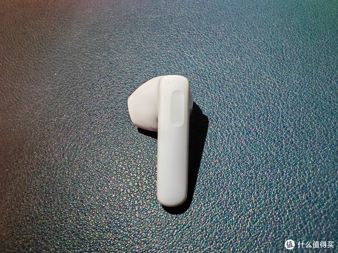 荣耀100系列配套的EarbudsX6蓝牙耳机表现如何?