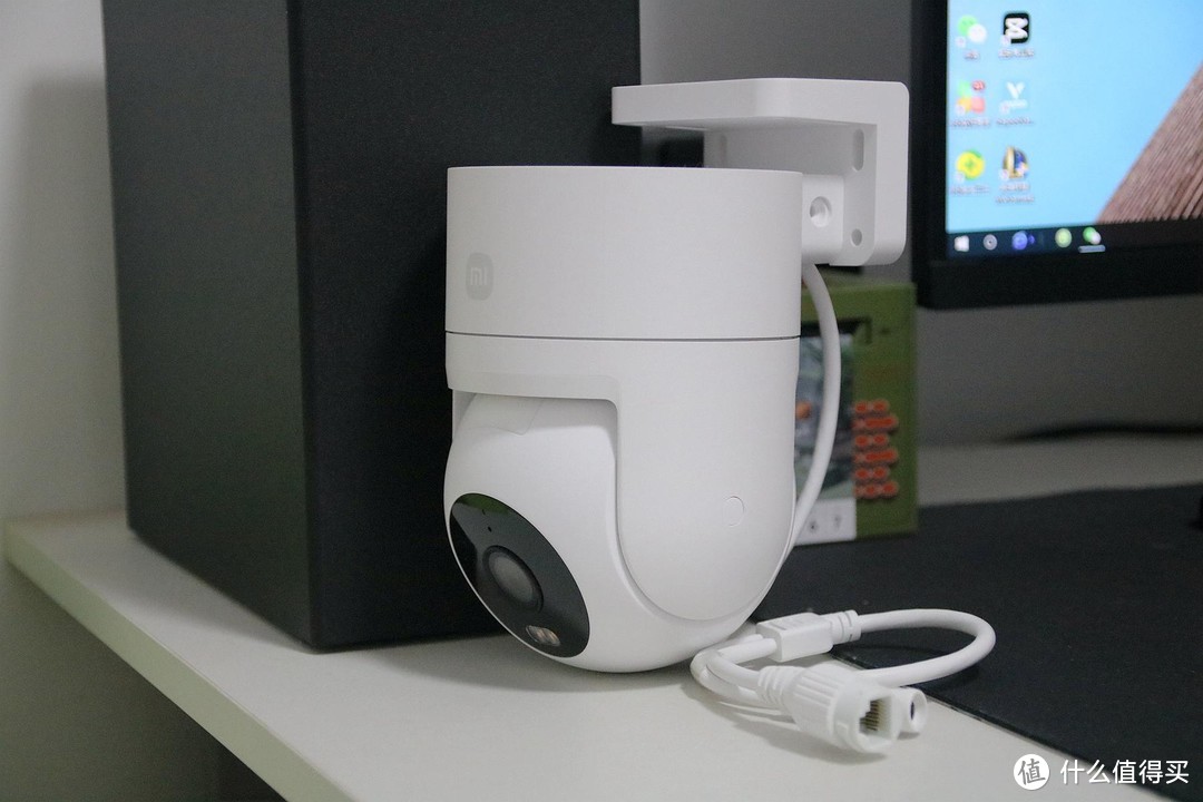 家庭安防很重要，试试这款小米室外摄像机CW300
