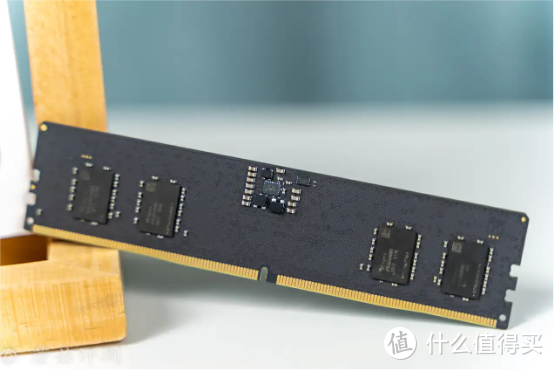 蘑菇愛搞機篇六百一十七想要體驗ddr5可以從這套內存開始達墨16gb普條