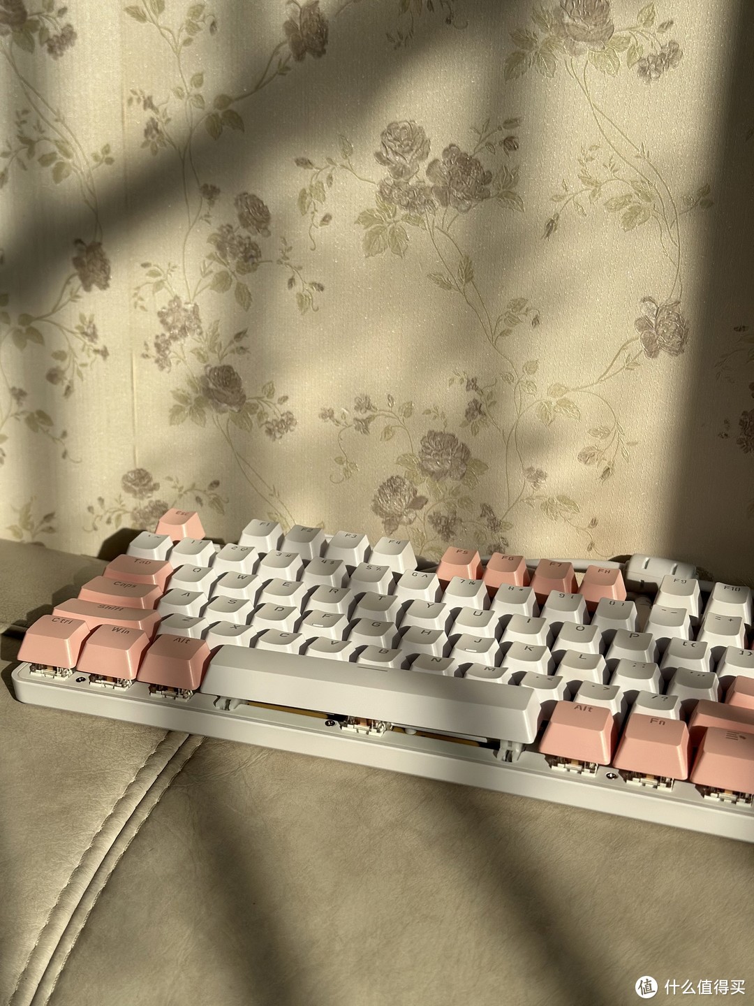 💥机械革命耀K330机械键盘，炫酷至极💥