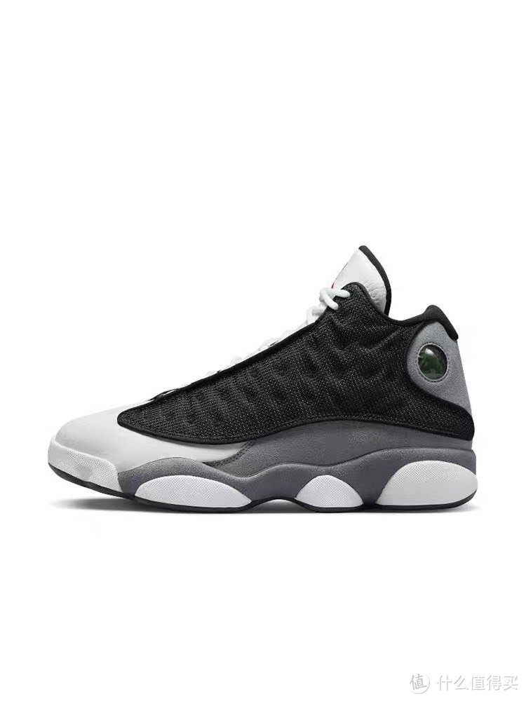 《黑豹归来：Air Jordan 13 Retro男子运动鞋的传奇之旅》