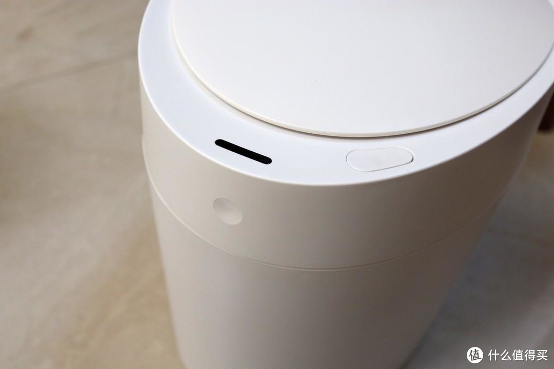 拓牛智能垃圾桶T Air One评测：创新设计与智能功能的完美结合