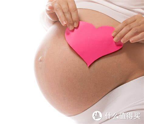 孕晚期有这3个表现，孕妈就偷着乐吧，说明胎儿好得很