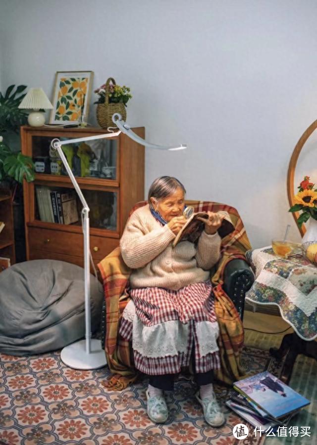 四川一位92岁老婆婆，因“读书布置家”而走红，网友想要同款