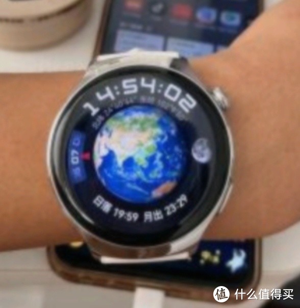 华为HUAWEI WATCH 4 幻月黑 46mm表盘 eSIM独立通话 高血糖风险评估研究 微信手表版 华为运动智能手表