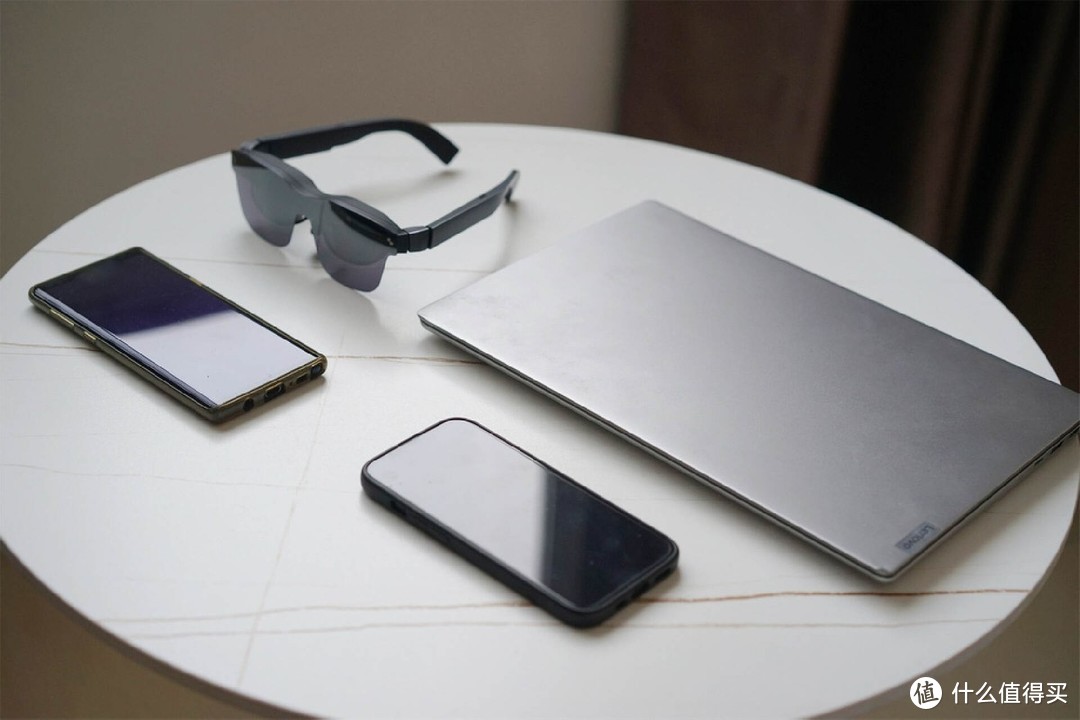 雷鸟Air2智能眼镜：带你提前体验iPhone 15 Pro的空间视频Vision Pro