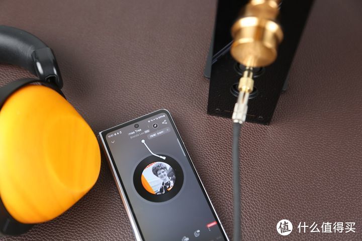 享受超越中杯的品质 实测HIFIMAN EF499解码耳放一体机