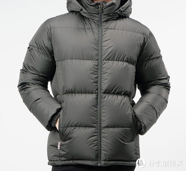 黑冰（BLACKICE） 男士活帽保暖羽绒服——冬季保暖的时尚选择
