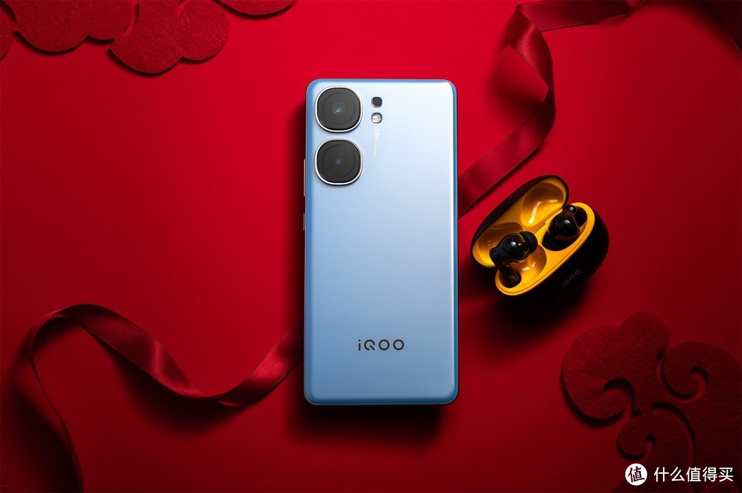 iQOO Neo9图赏：双芯战神，引领游戏性能新纪元