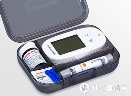 鱼跃 (yuwell) 血糖仪590：背光大屏 微量采血，科技助力个人健康管理