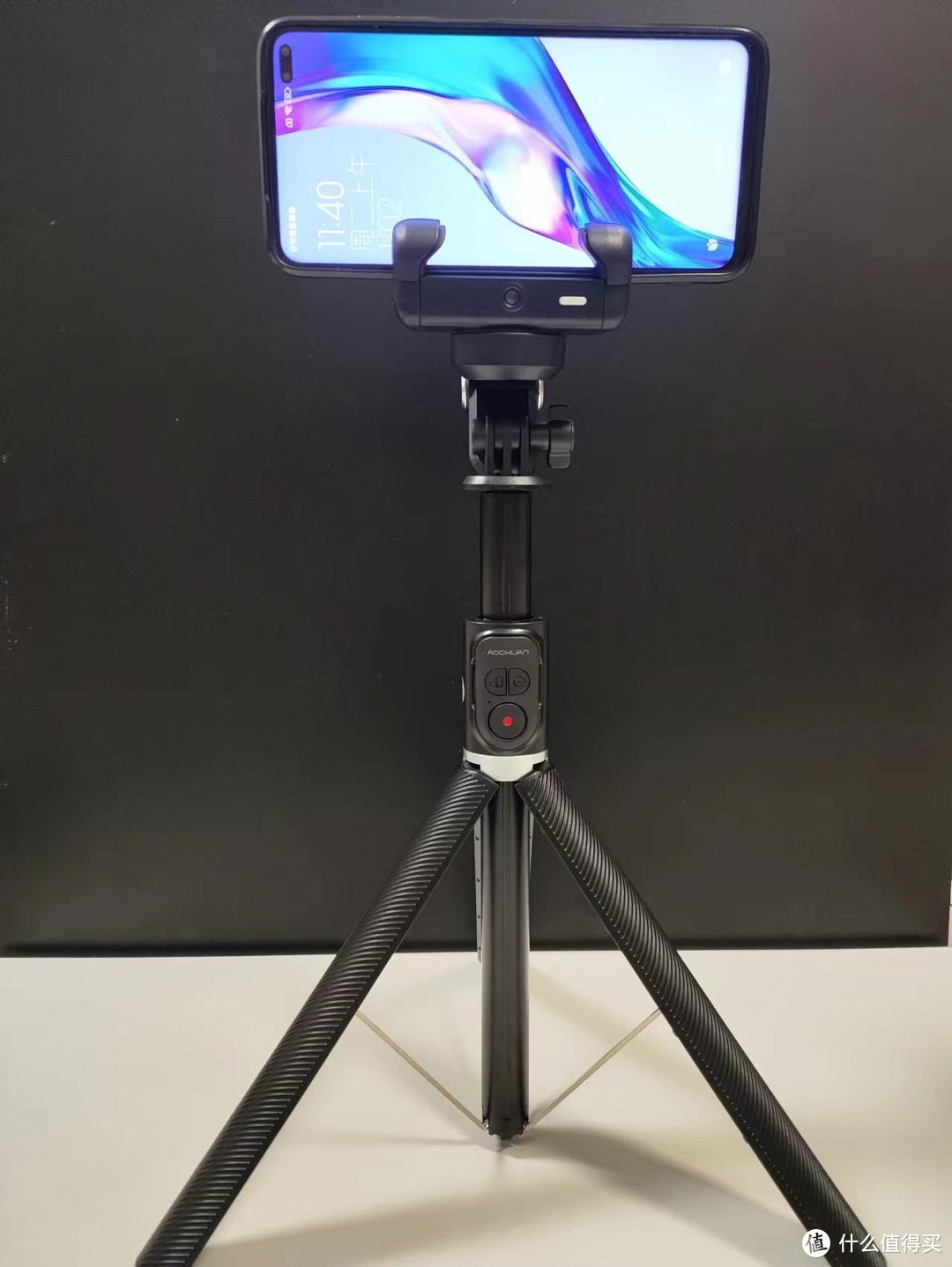 🔥奥川M2 Pro AI防抖人脸追踪云台，360°黑科技跟拍神器，Vlogger和直播达人的福音🌟