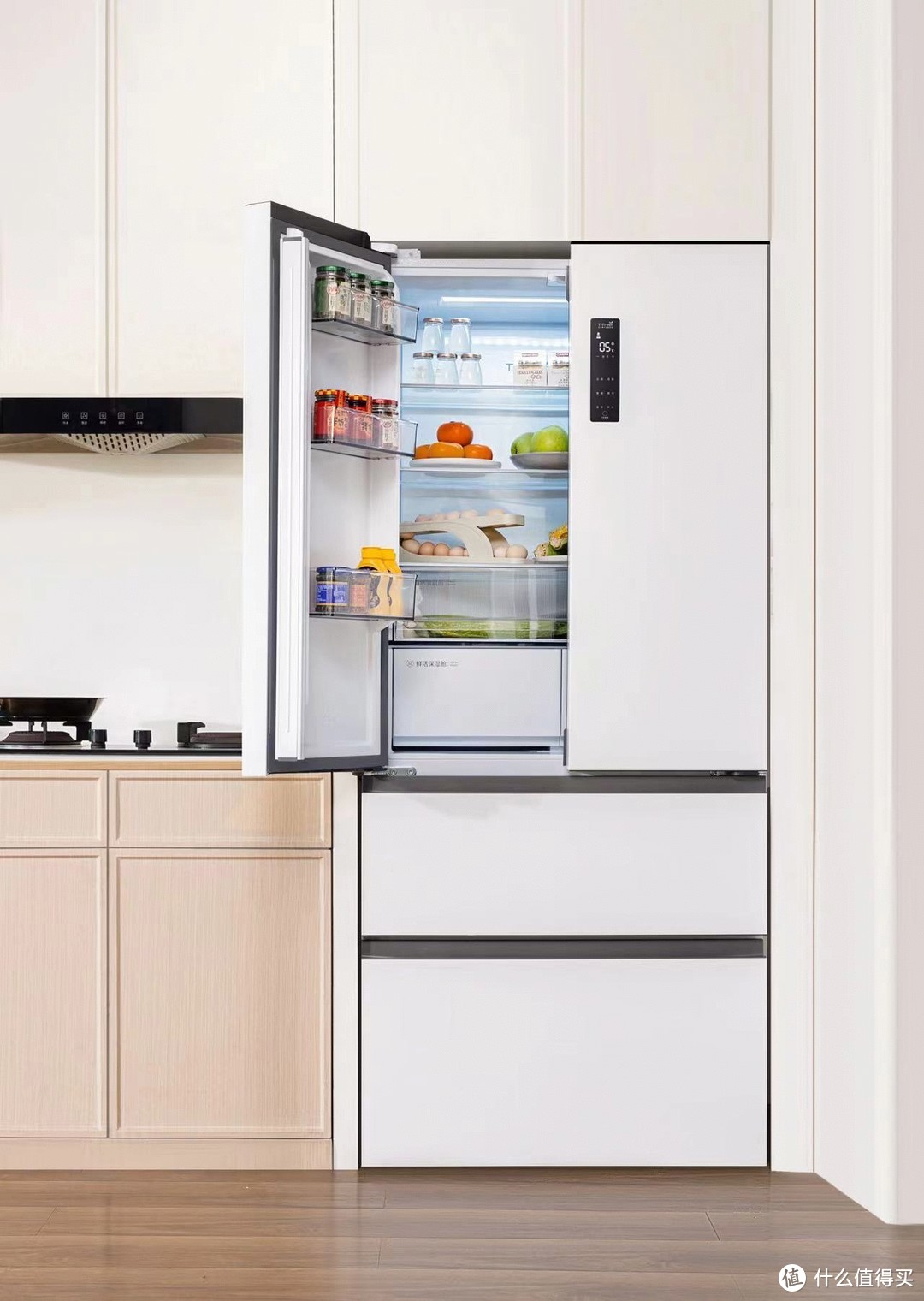 TCL超薄零嵌法式冰箱：好看又好用的家居新宠