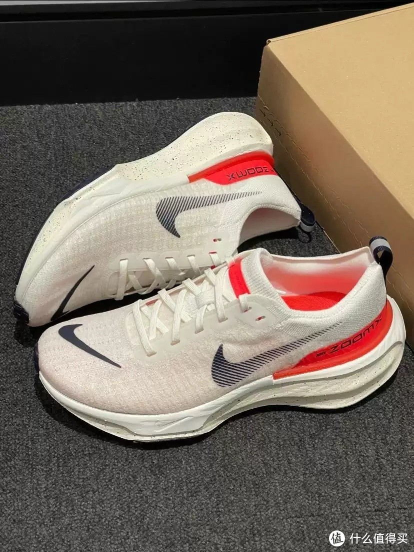 Nike ZoomX Invincible 女款开箱