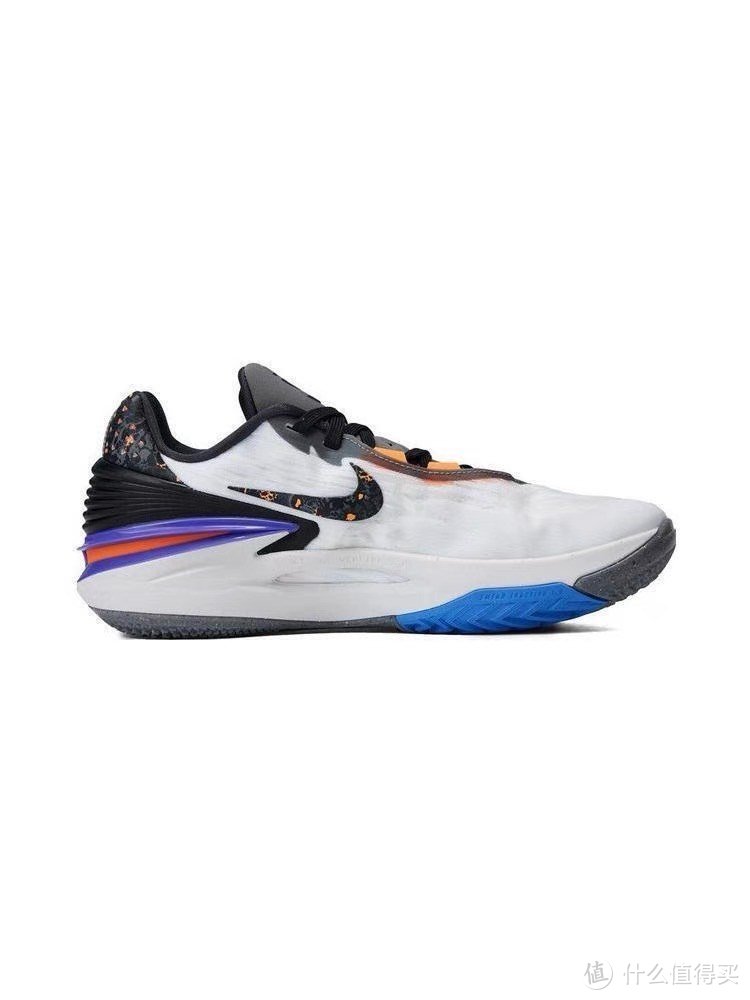 疾如闪电，轻若飞燕：Nike Air Zoom G.T. Cut 2 EP 篮球鞋的赛场传奇