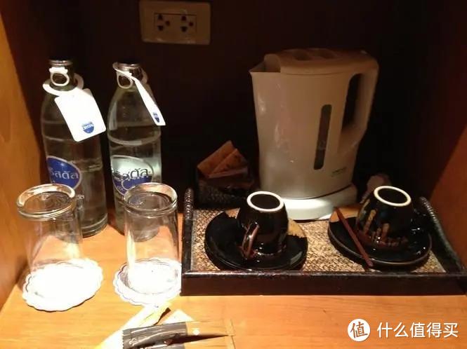 酒店清洁阿姨：客房里的“矿泉水”最好别喝，不少人都中招了
