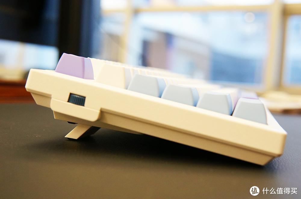 轻柔奶昔轴，炫酷氛围光：杜伽K100三模RGB机械键盘体验