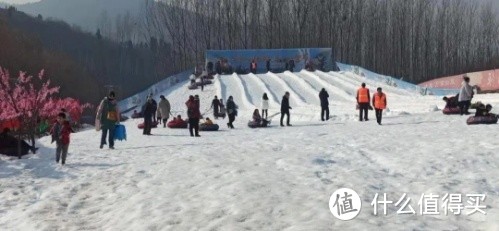 冬天滑雪不打烊