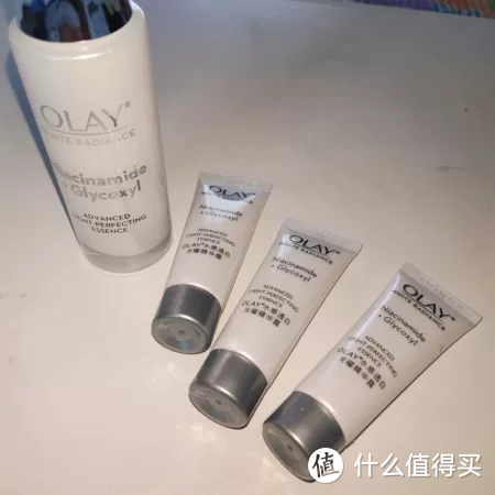 olay光感小白瓶png