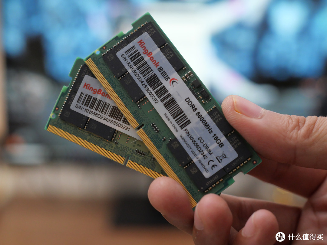 DDR5笔记本内存时代全面来临，花最少的钱做最大性能提升。金百达带来的三星最原生颗粒，体制性的压制。