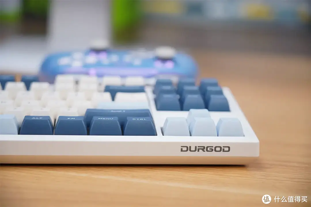杜伽K100磁轴机械键盘：手感与性能的优秀结合，不会让你失望！