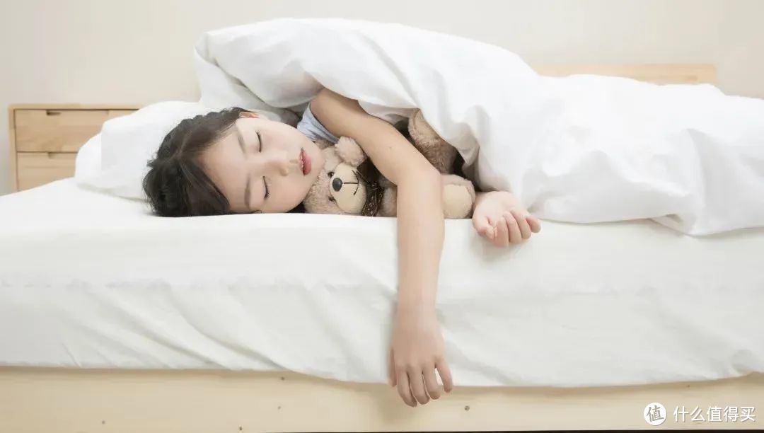 儿童床垫怎么选？大自然床垫：听劝 护脊儿童床垫这样选才不后悔！