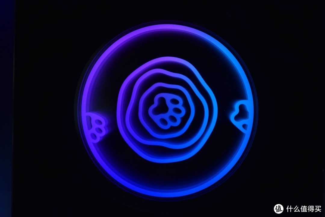 复古+前卫，主打二次元的鑫谷孟菲斯暗影紫机箱