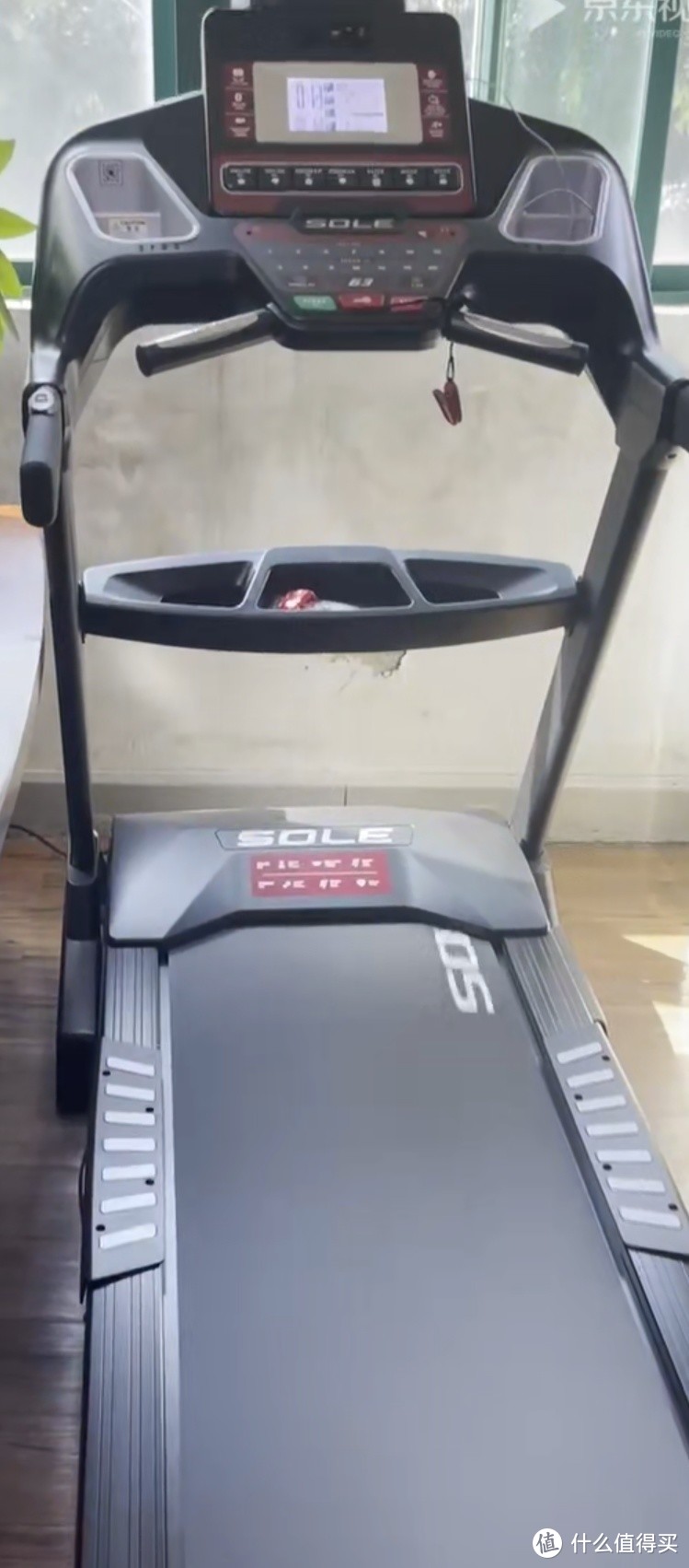 新年新目标，用 SOLE 跑步机 F63 开启健康生活