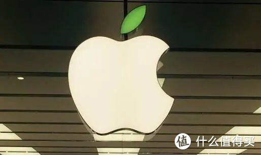 苹果官网上架龙年保护壳，网友称疑似“指蟒为龙”！