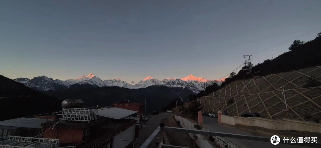 飞来寺日照金山